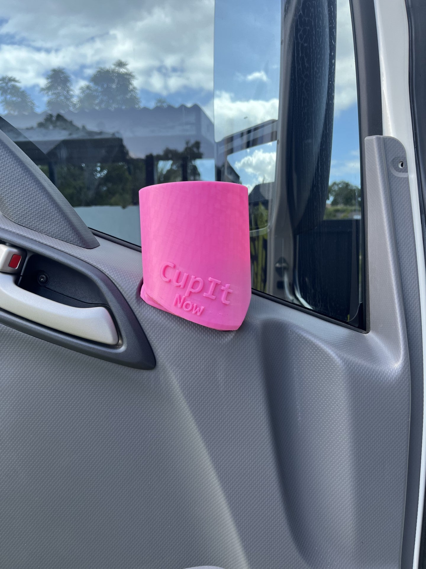 Cupit Now Cupholders (Fits Isuzu)