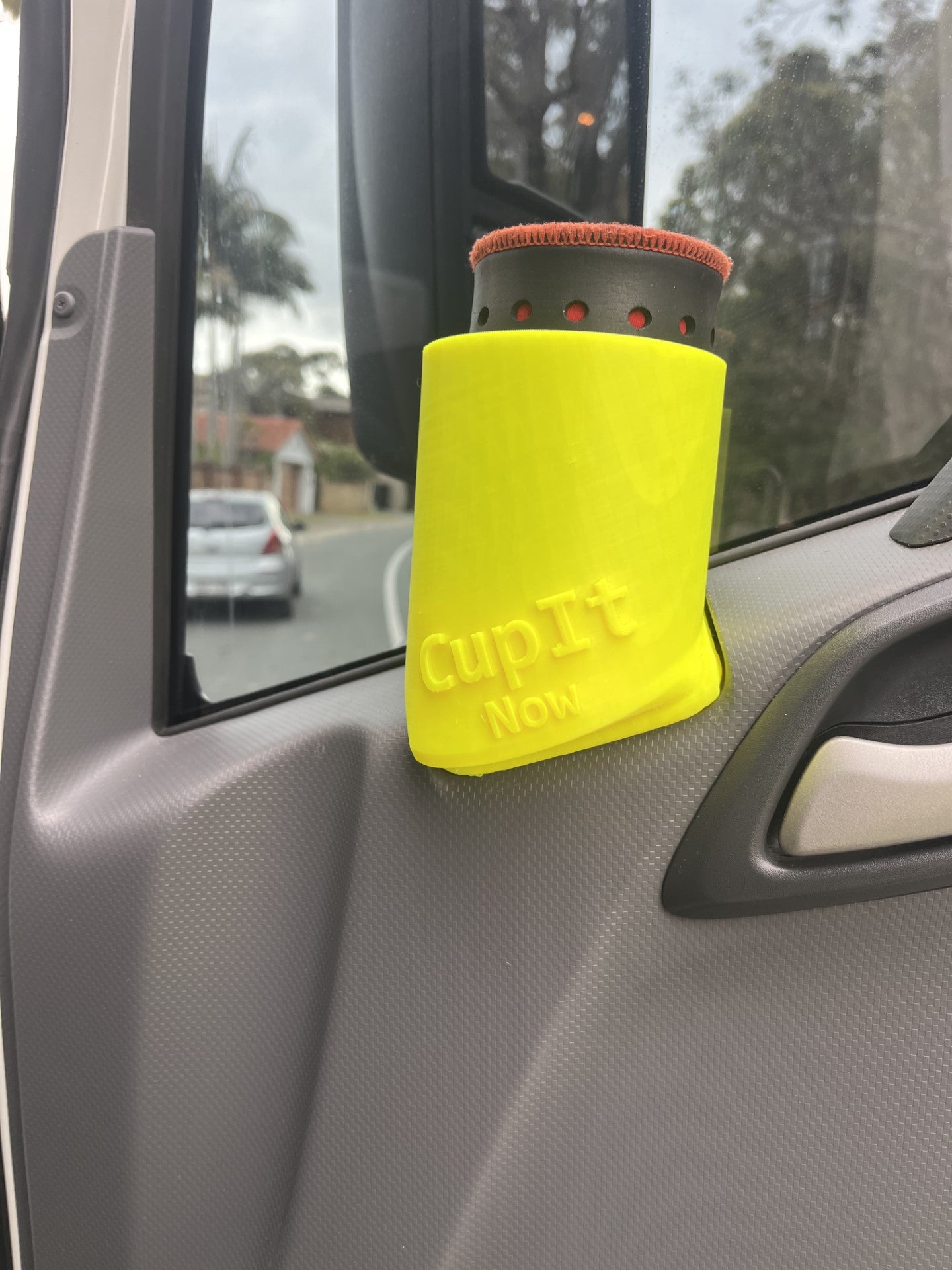 Cupit Now Cupholders (Fits Isuzu)